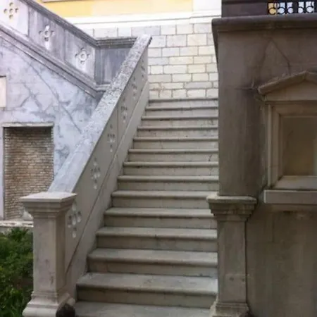 Callas Divina Apartment